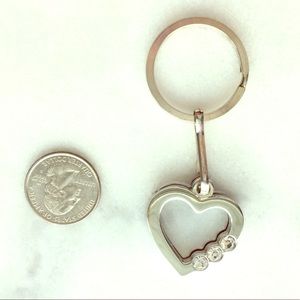 🖤Pave Silver Heart Photo Keychain🖤